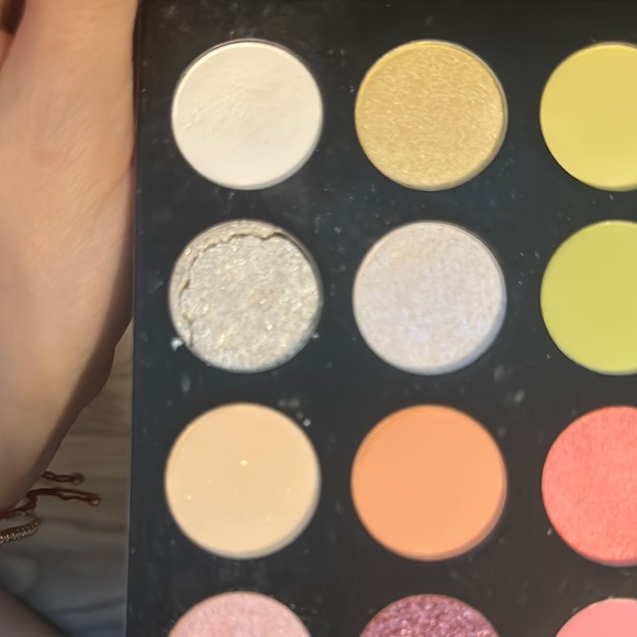 Morphe 35I Icy Fantasy Eyeshadow Palette - Picture 3 of 4